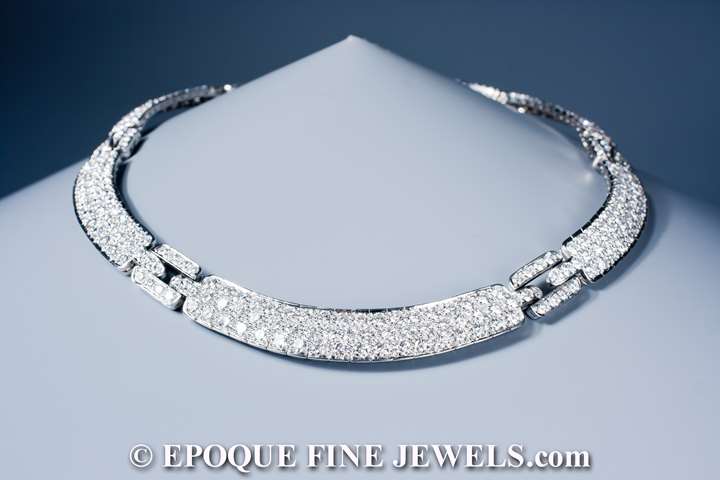 A magnificent diamond necklace